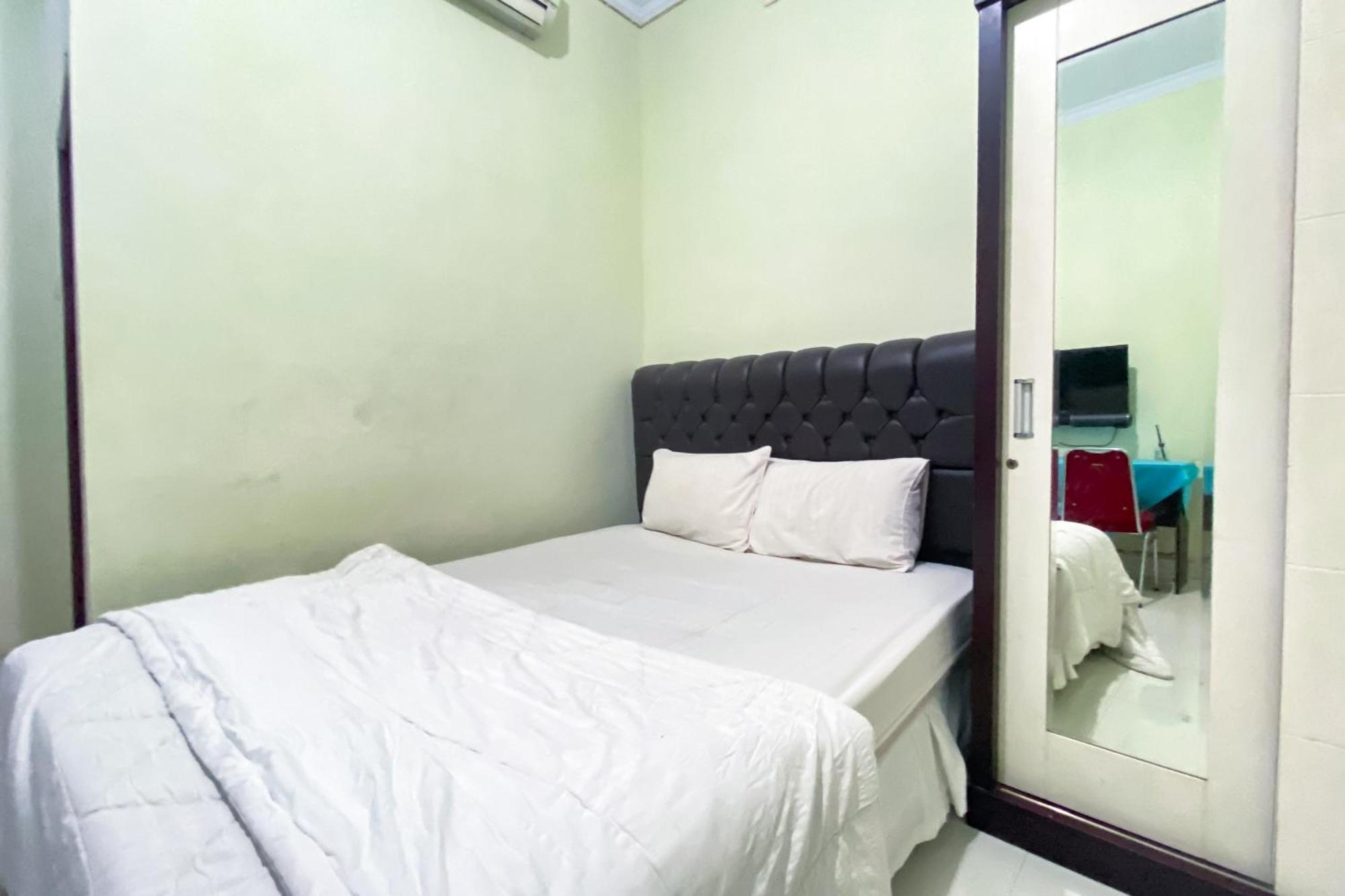 Falira Syariah Mitra Reddoorz Hotel Serang