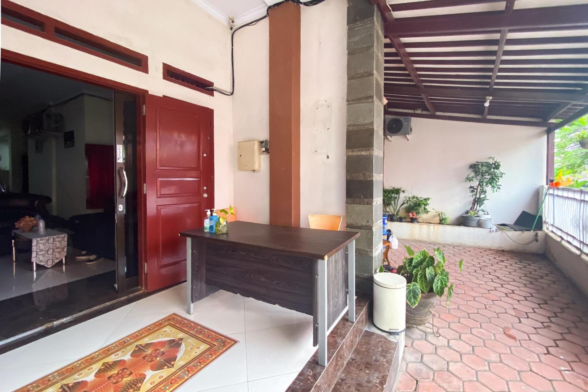 Hotel Falira Syariah Mitra Reddoorz